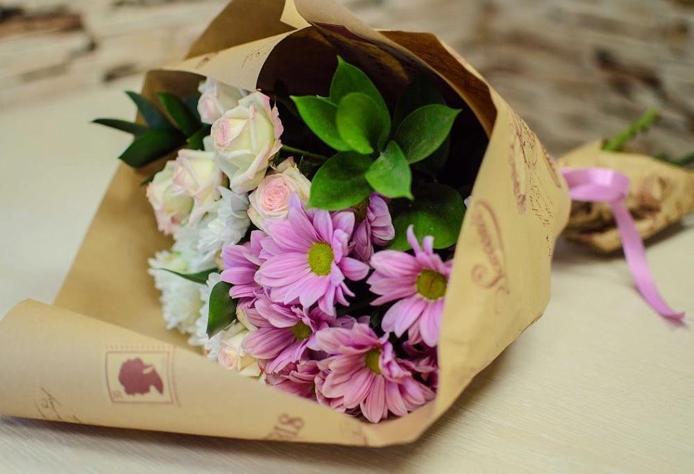 Букет цветов из: Розы и Хризантемы в Воскресенске