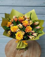 Букет цветов из:  Альстромерии и Розы в Воскресенске