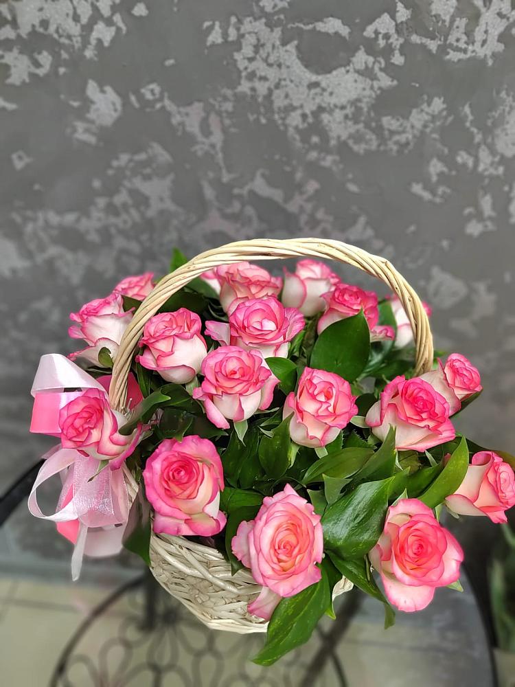 Цветочная композиция из Розы в корзине в Воскресенске