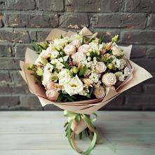 Букет цветов из:  Альстромерии, Розы и Хризантемы в Воскресенске
