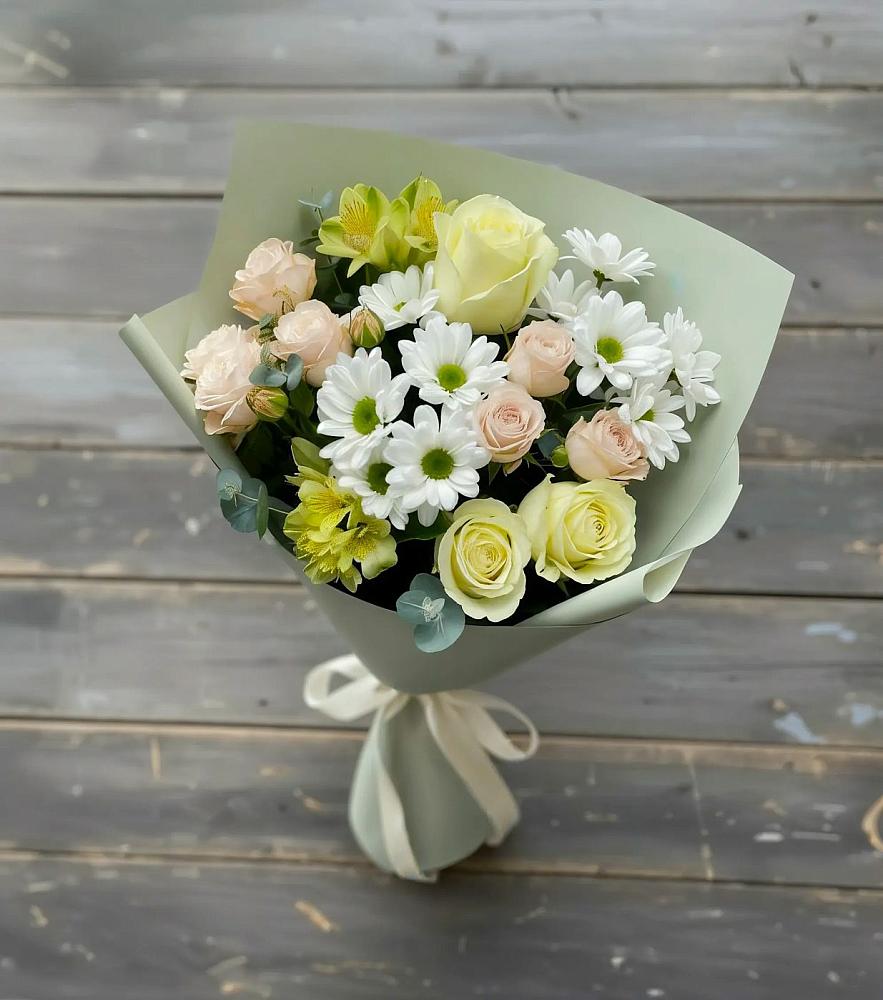 Букет цветов из: Альстромерии, Розы и Хризантемы в Воскресенске