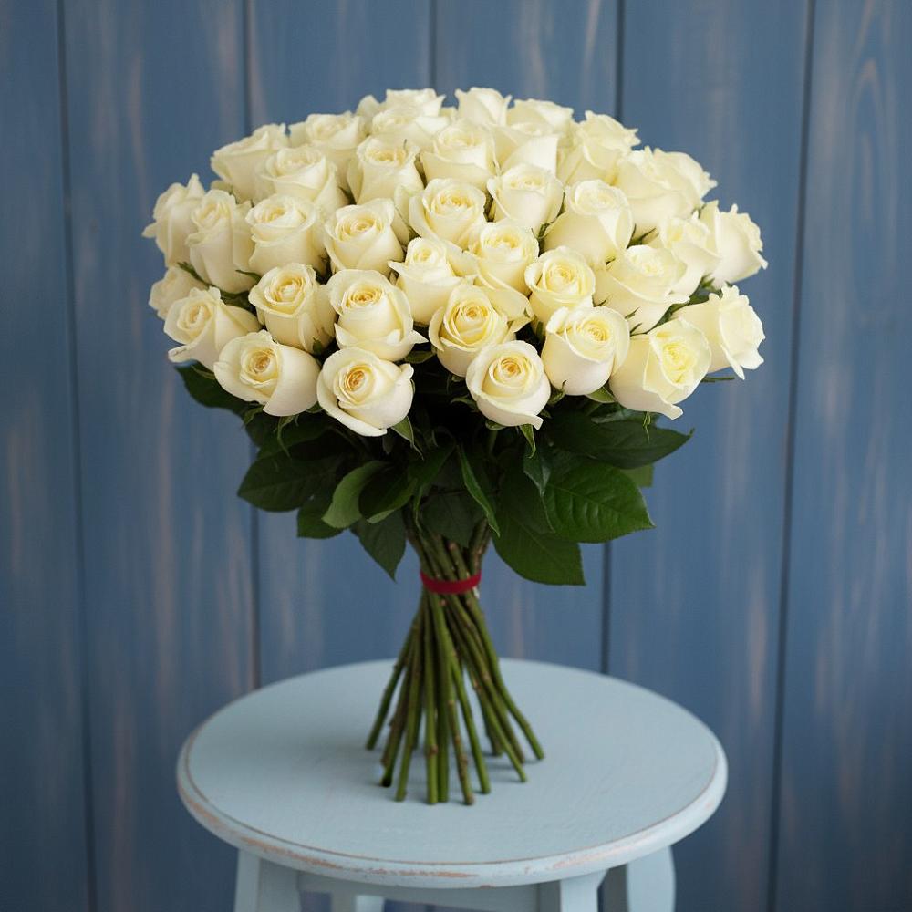 Букет 51 Белая роза Эдлесс Лав в Воскресенске