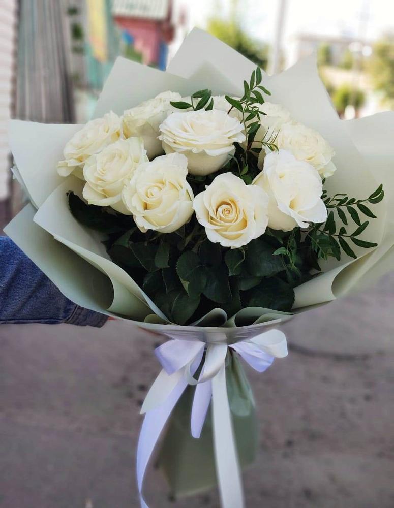 Букет Белые розы Проуд в Воскресенске