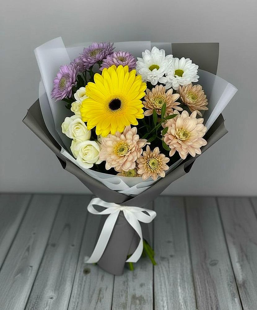 Букет цветов из: Розы, Герберы и Хризантемы в Воскресенске