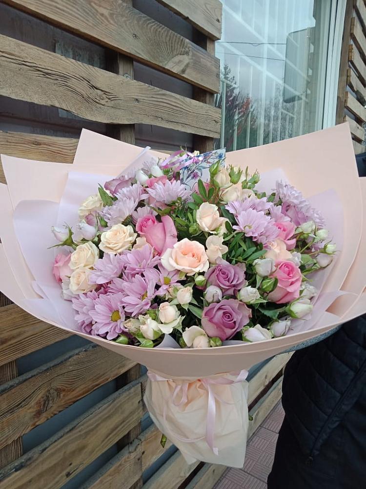 Букет цветов из: Розы и Хризантемы в Воскресенске