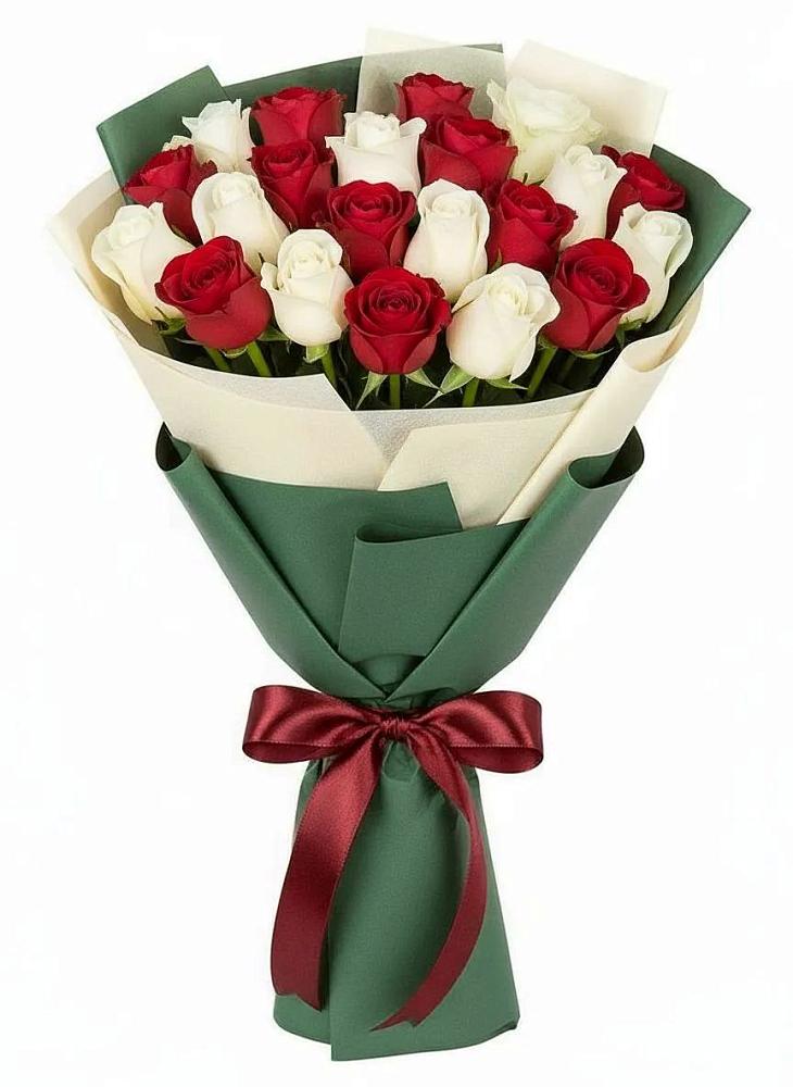 Букет Микс из красных и белых роз в Воскресенске