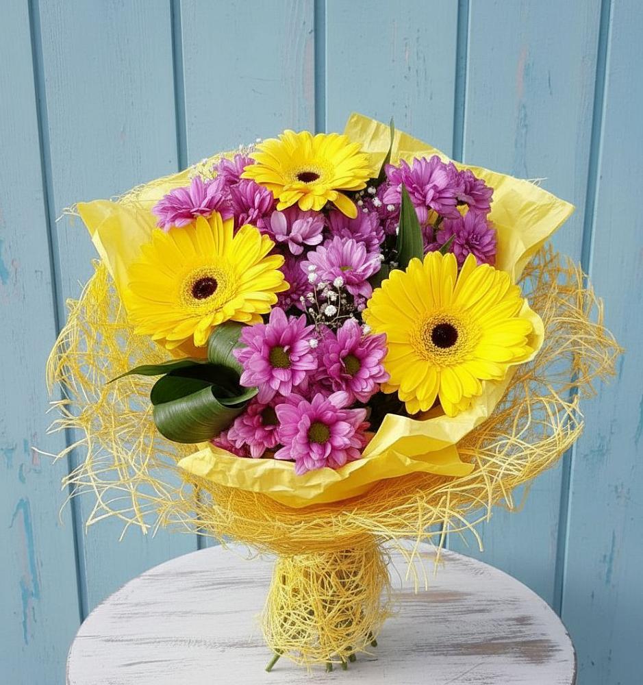 Букет цветов из: Хризантемы и Герберы в Воскресенске