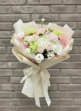 Букет цветов из:  Гвоздики, Розы, Лизиантусы и Хризантемы в Воскресенске