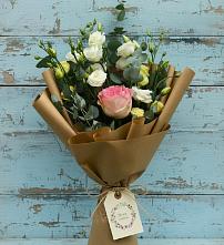Букет цветов из:  Розы и Лизиантусы в Воскресенске