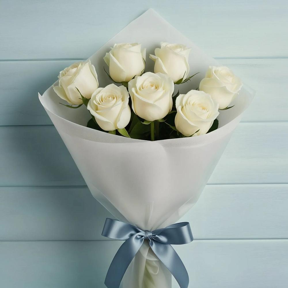 Букет 7 Белых роз Эдлесс Лав в Воскресенске