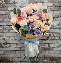 Букет цветов из:  Розы, Лизиантусы и Гвоздики в Воскресенске