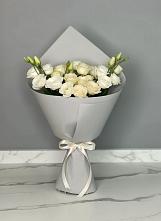 Букет цветов из:  Розы и Лизиантусы в Воскресенске